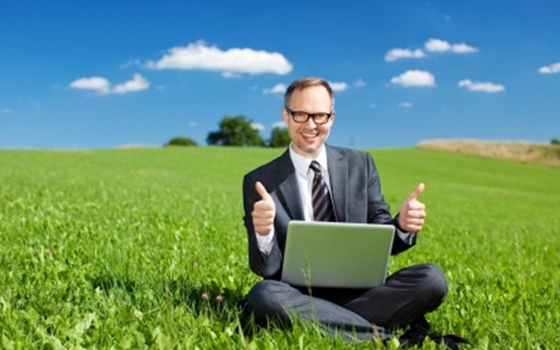 man-sitting-on-the-grass